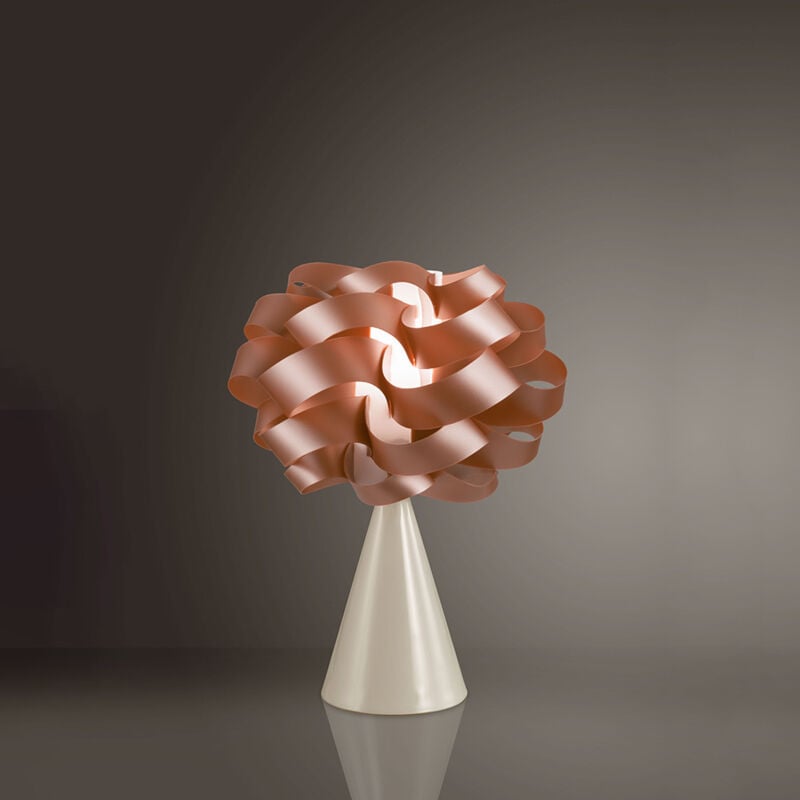 foto del prodotto lampada da tavolo a cono 1 luce cloud in polilux rame made in italy
