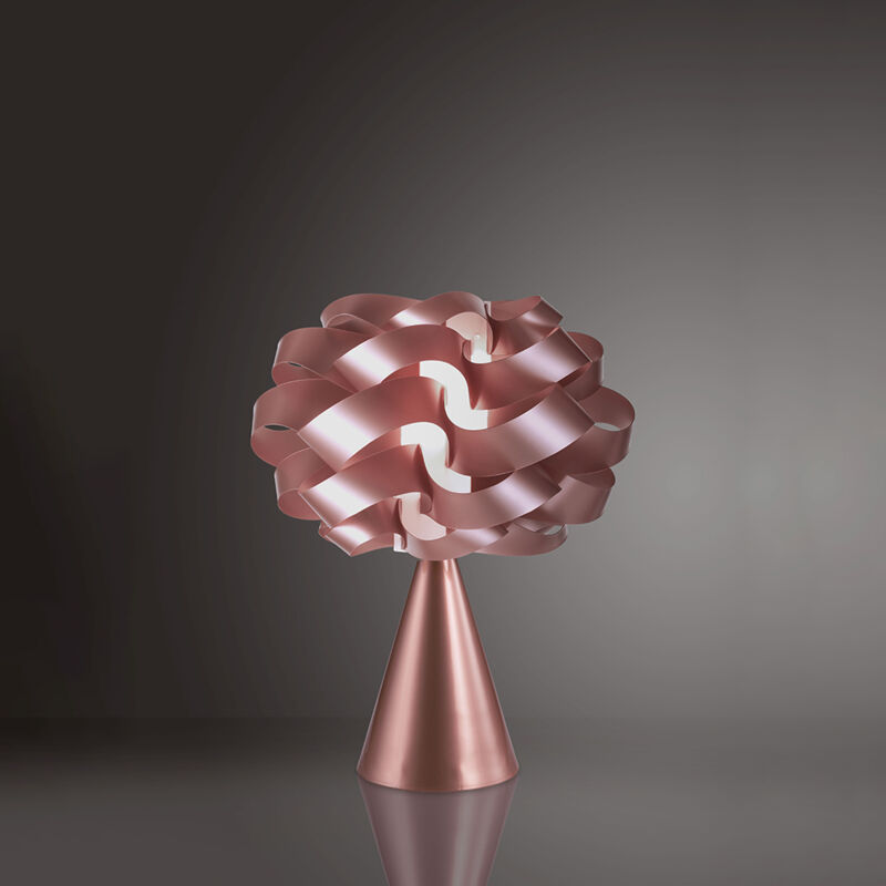 foto del prodotto lampada da tavolo a cono 1 luce cloud in polilux rosa metallico made in italy