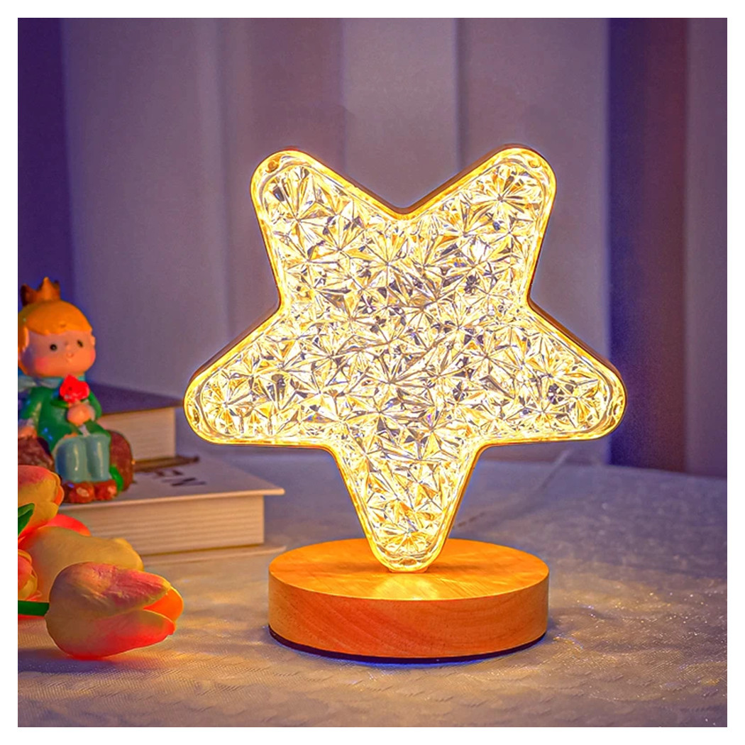 foto del prodotto lampada da tavolo a forma di stella ricaricabile usb touch 3 intensit di luce trade shop traesio
