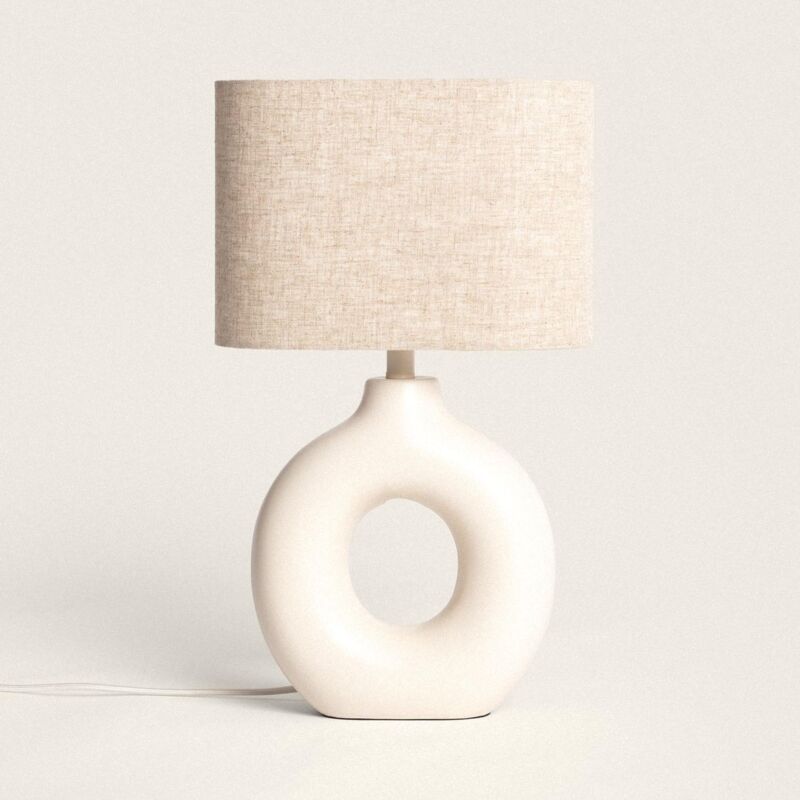 foto del prodotto lampada da tavolo ceramica e tessuto memphis beige