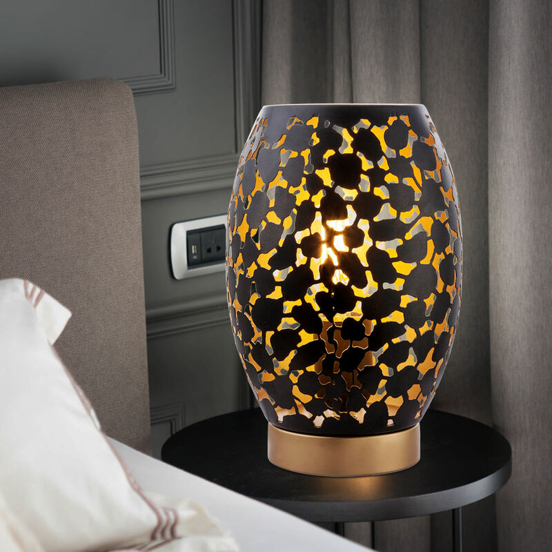 foto del prodotto lampada da tavolo da scrittura notturna con decorazioni in oro nero. lampada da lettura in un set che include lampadine a led