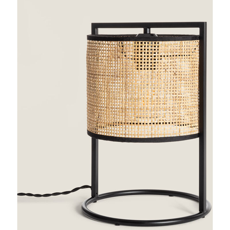 foto del prodotto lampada da tavolo in rattan nirvana naturale