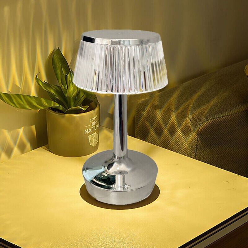 foto del prodotto lampada da tavolo led ricaricabile touch interno effetto cristallo argento