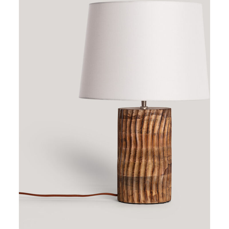 foto del prodotto lampada da tavolo legno shruti iluzzia bianco