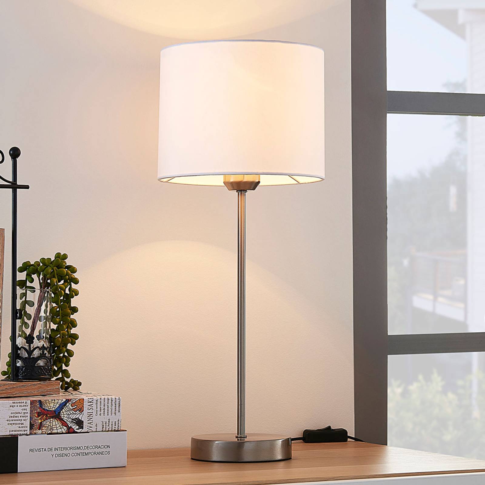 foto del prodotto lampada da tavolo lindby annatina, bianco, nichel, altezza 48 cm, tessuto
