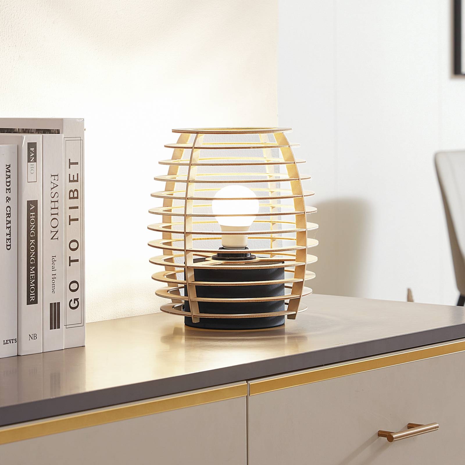 foto del prodotto lampada da tavolo lindby ediz, nero, legno, altezza 25 cm, e27