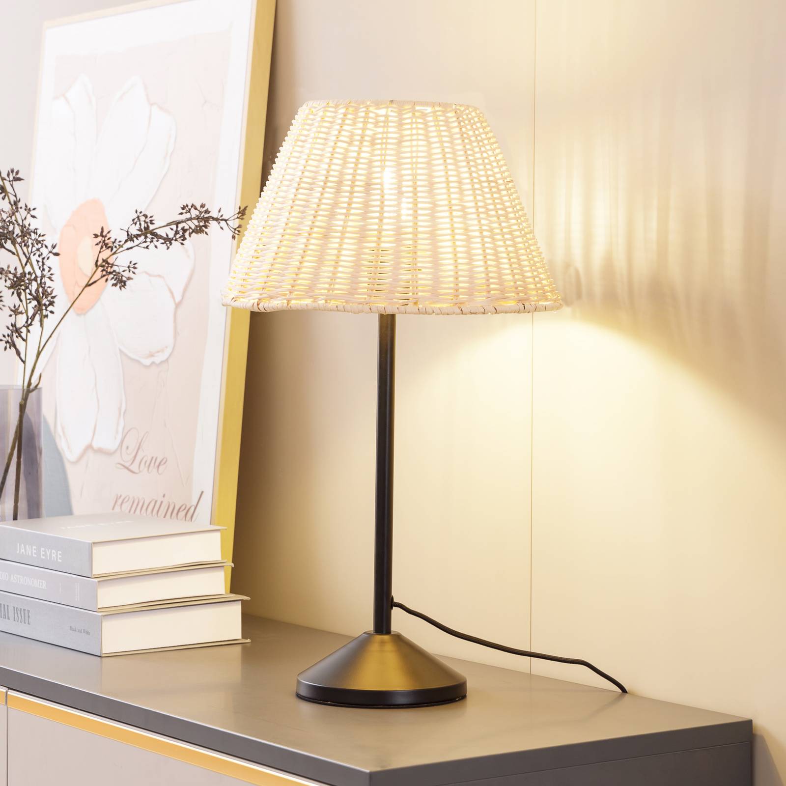 foto del prodotto lampada da tavolo lindby zyralia, color legno, rattan, 30 cm