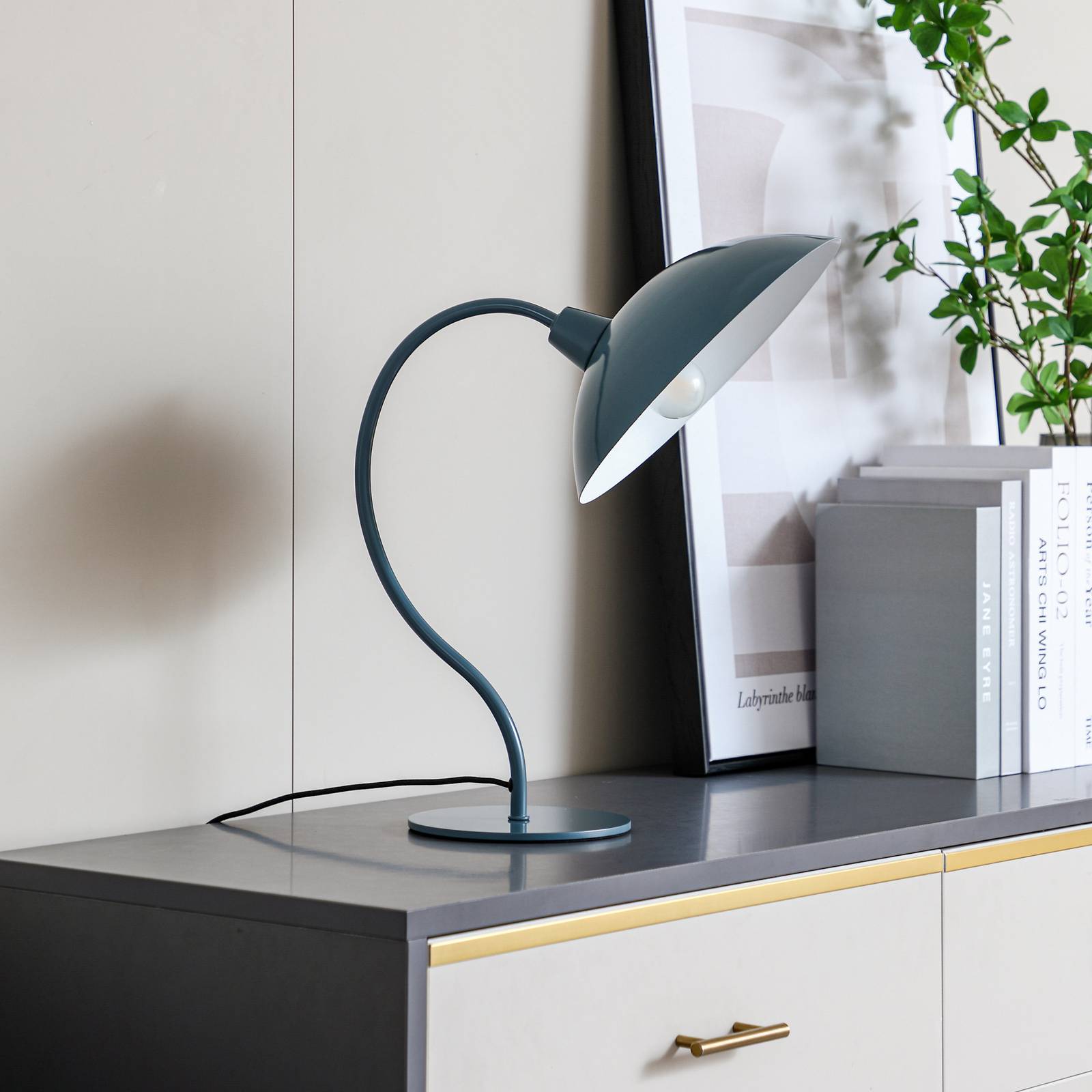 foto del prodotto lampada da tavolo lucande arvadon, blu, metallo, altezza 42,75 cm