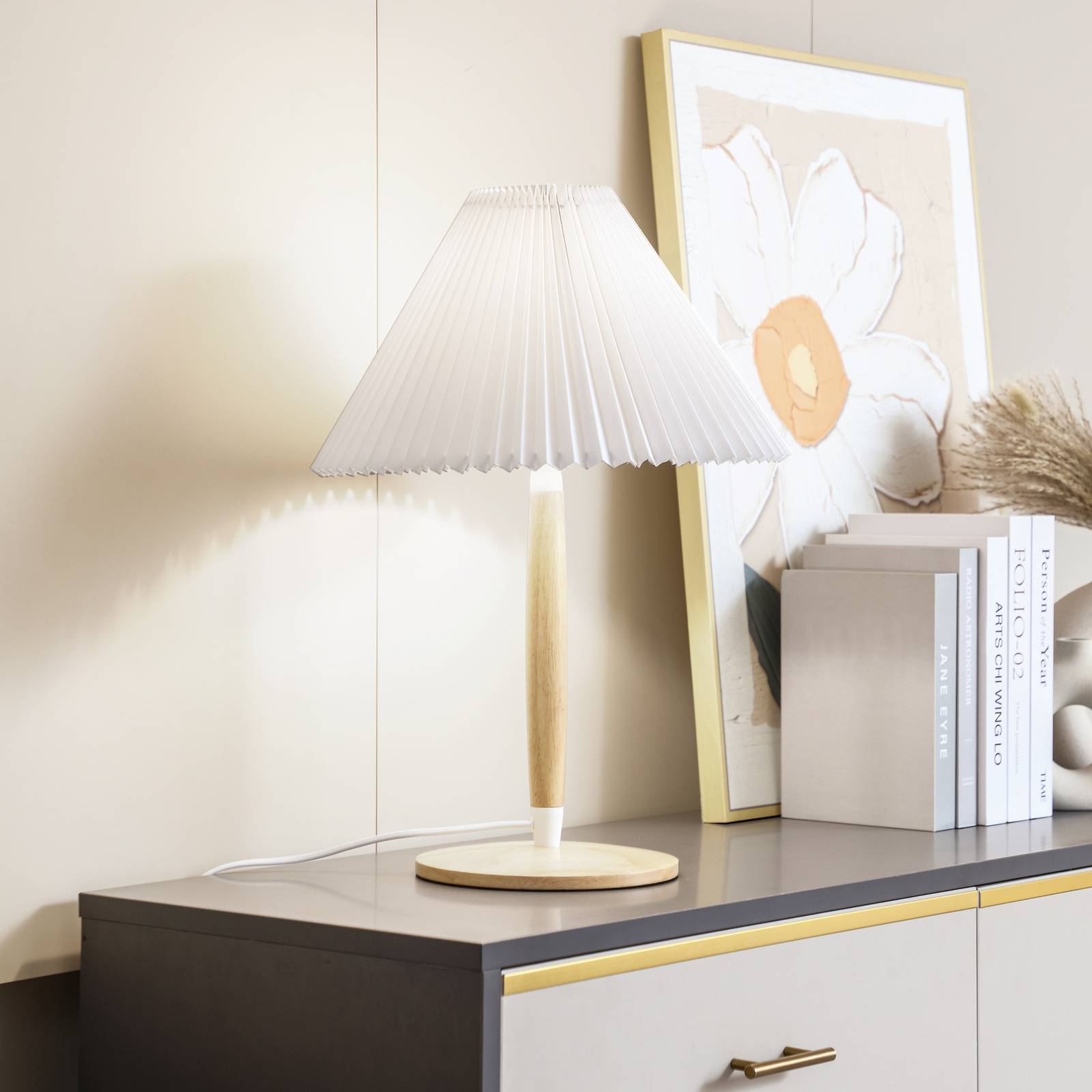 foto del prodotto lampada da tavolo lucande ellorin, bianco, legno, 37 cm, e27