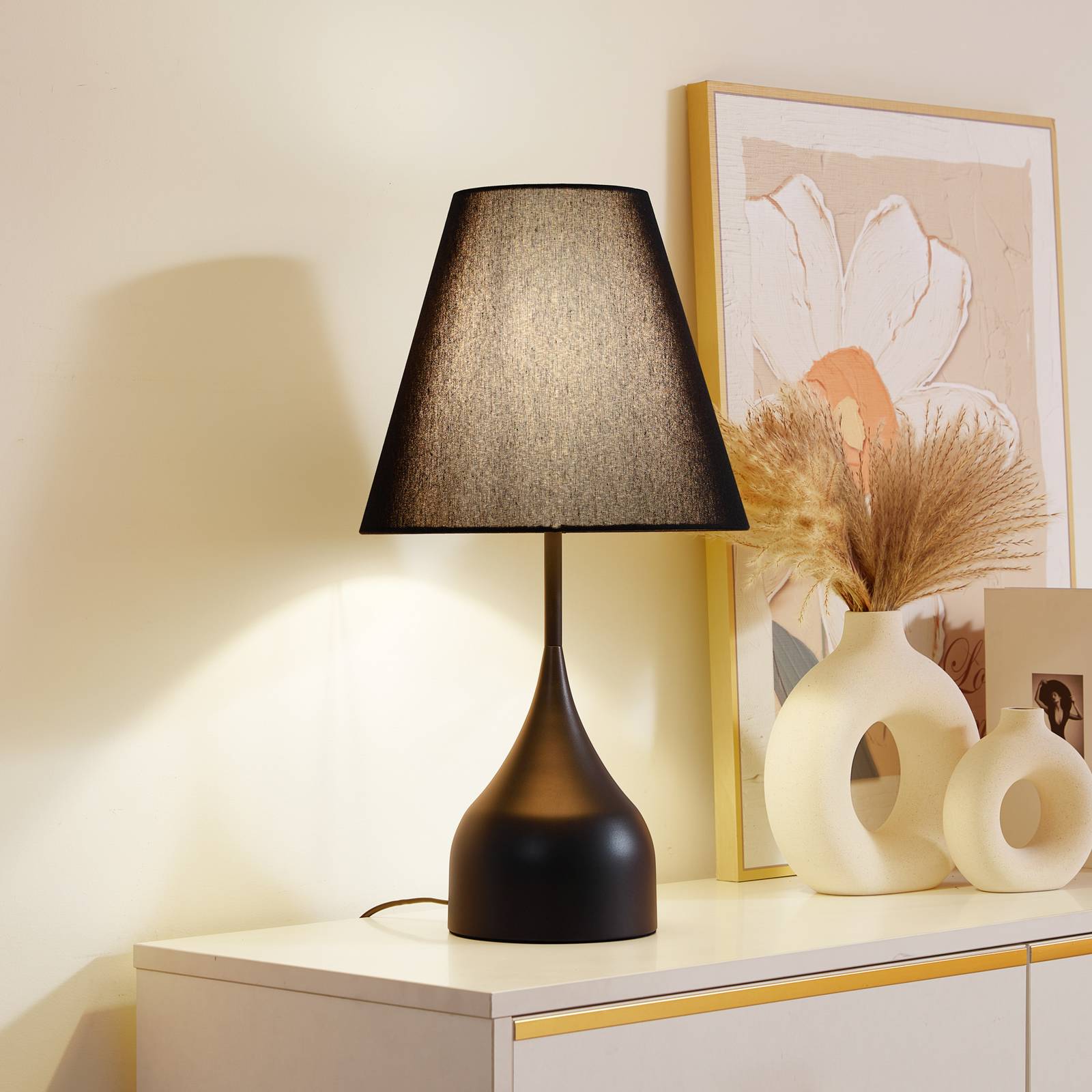foto del prodotto lampada da tavolo lucande luoti, nero, tessuto, altezza 57 cm