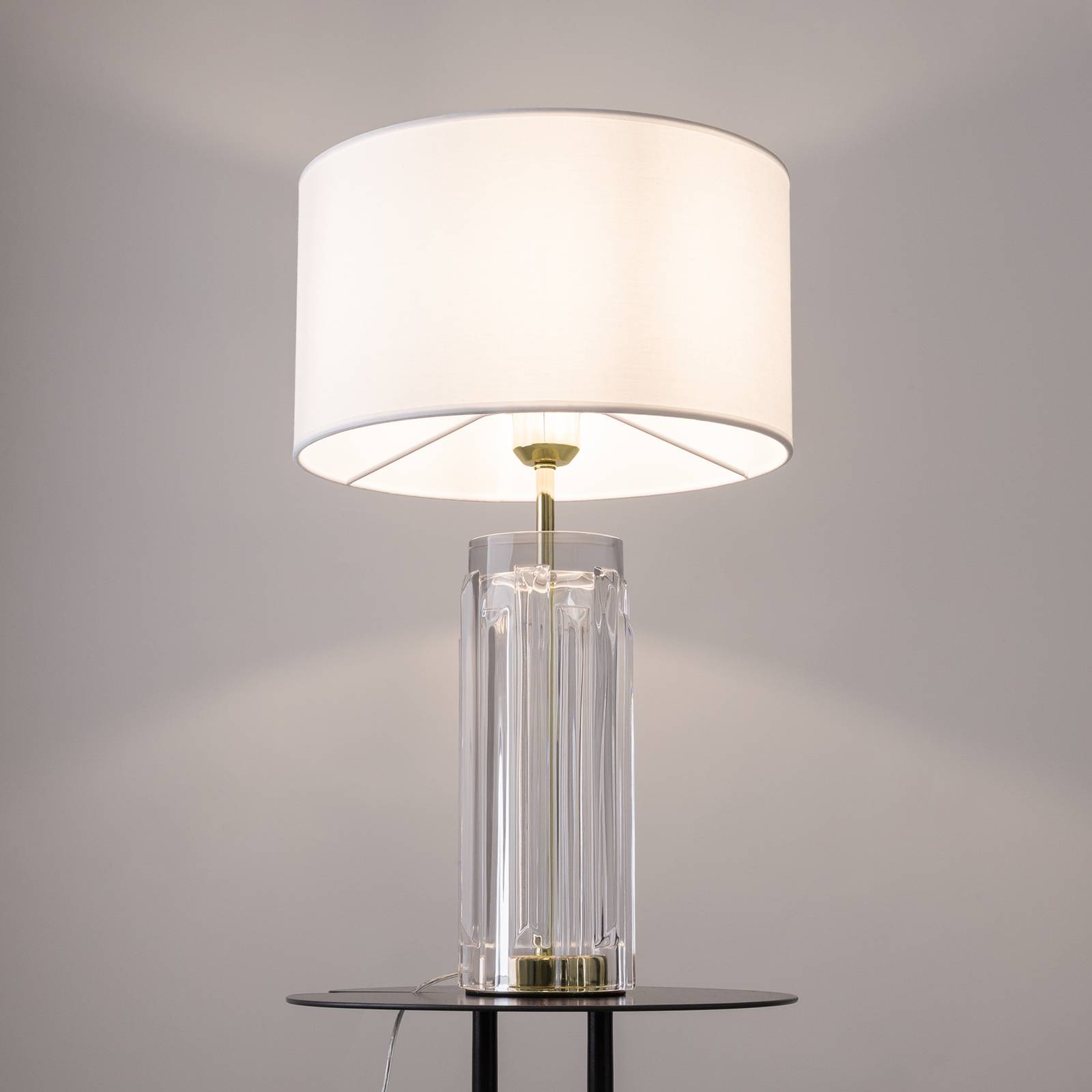 foto del prodotto lampada da tavolo maytoni muse, bianco, altezza 53 cm, tessuto/vetro
