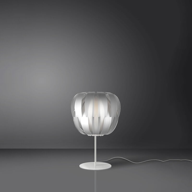 foto del prodotto lampada da tavolo modern con base 1 luce queen in polilux silver made in italy