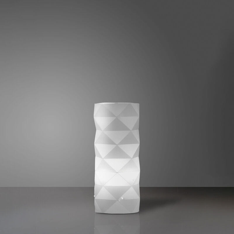 foto del prodotto lampada da tavolo moderna 1 luce prisma in polilux bianco h32 made in italy
