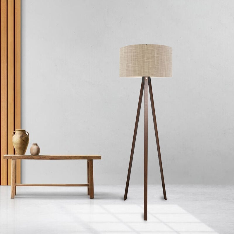 foto del prodotto lampada da terra a treppiede newport alta 140 cm paralume cilindrico marrone chiaro lux.pro