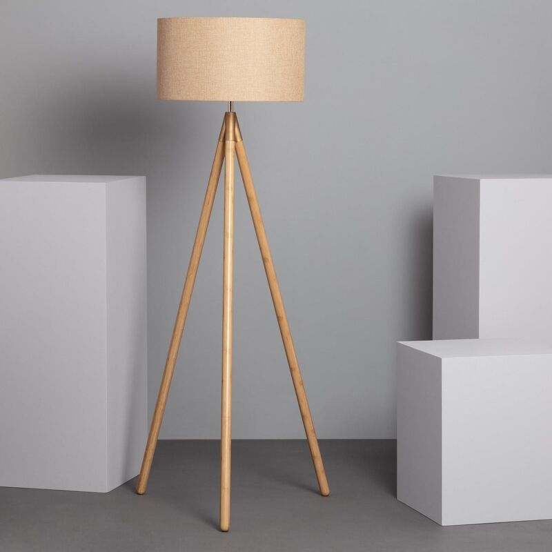foto del prodotto lampada da terra in legno e tessuto wolby beige