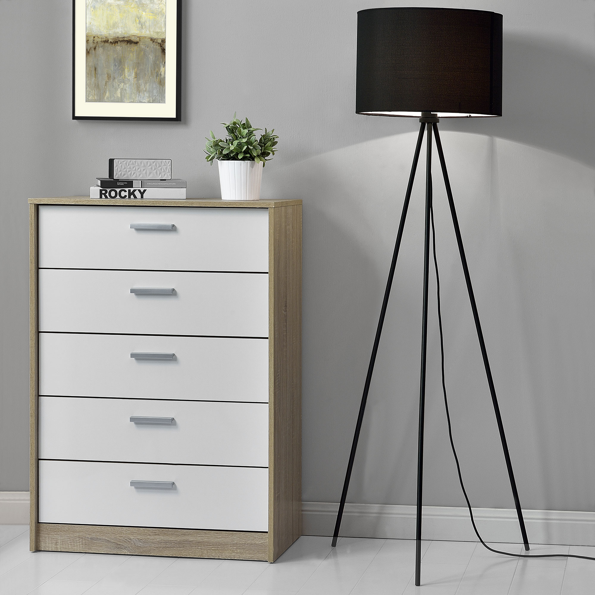 foto del prodotto lampada da terra in stile treppiede alta 150 cm piantana tripode con paralume cilindrico in tessuto nero lux.pro