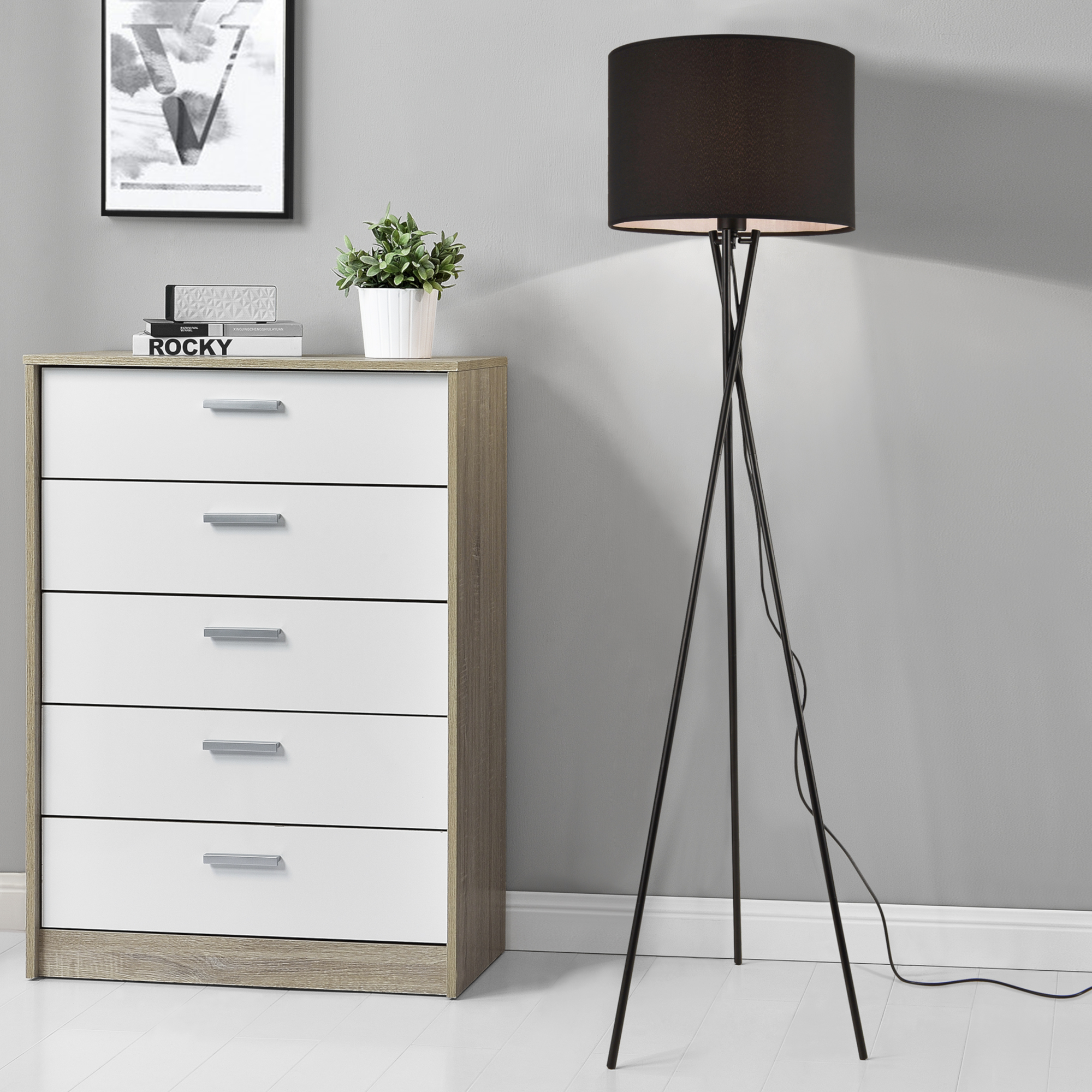 foto del prodotto lampada da terra in stile treppiede - altezza 154 cm - piantana tripode con paralume cilindrico 38 in tessuto - nero