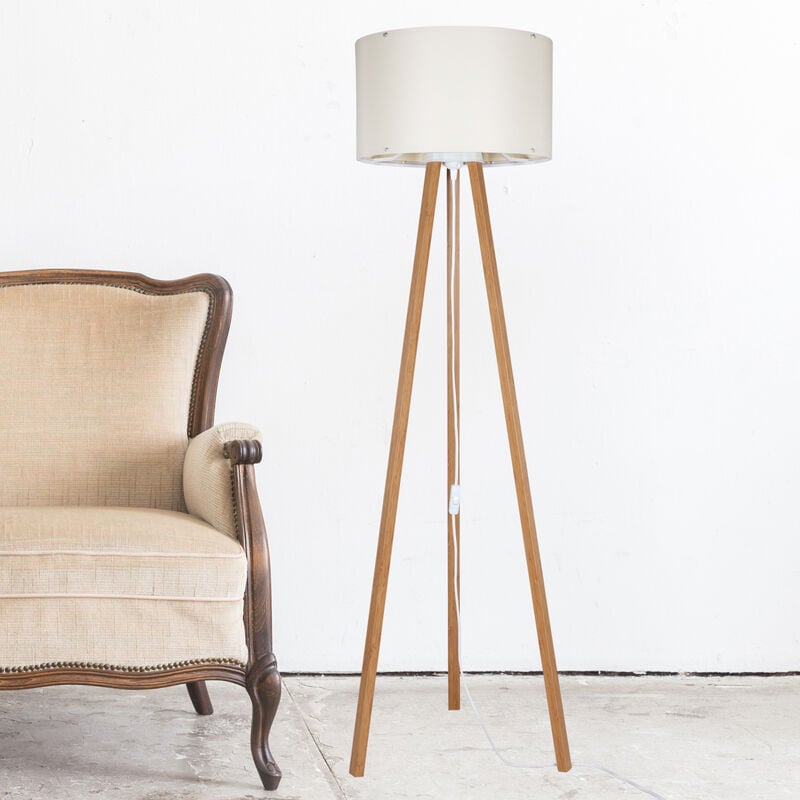 foto del prodotto lampada da terra keynes piantana a treppiedi con paralume cilindrico in tessuto pvc color bamb crema lux.pro