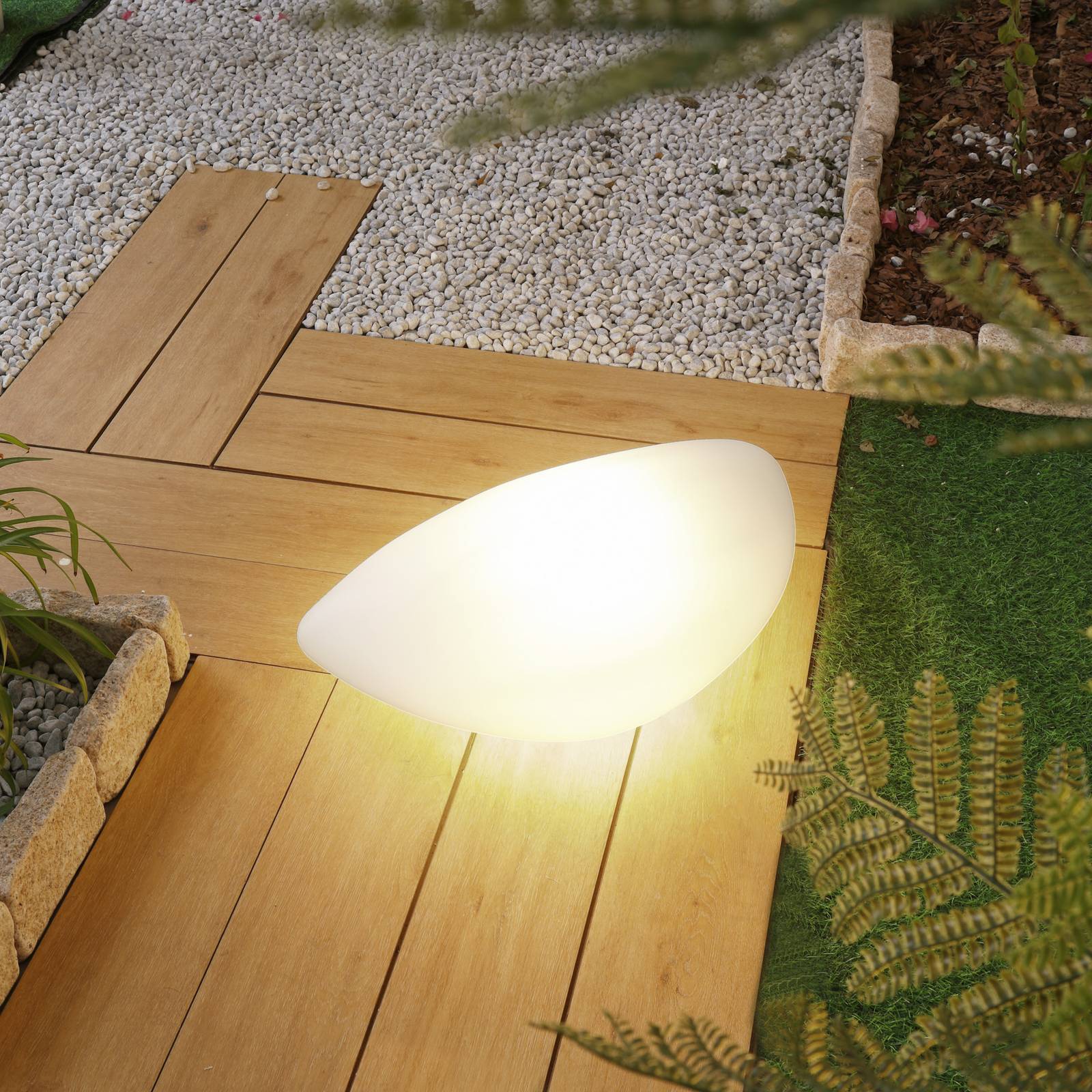 foto del prodotto lampada da terra per esterni lindby arani, bianco, plastica, spina
