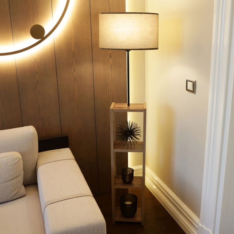 foto del prodotto lampada da terra redditch piantana con paralume cilindrico in tessuto beige e base a scaffale portaoggetti in mdf effetto legno lux.pro