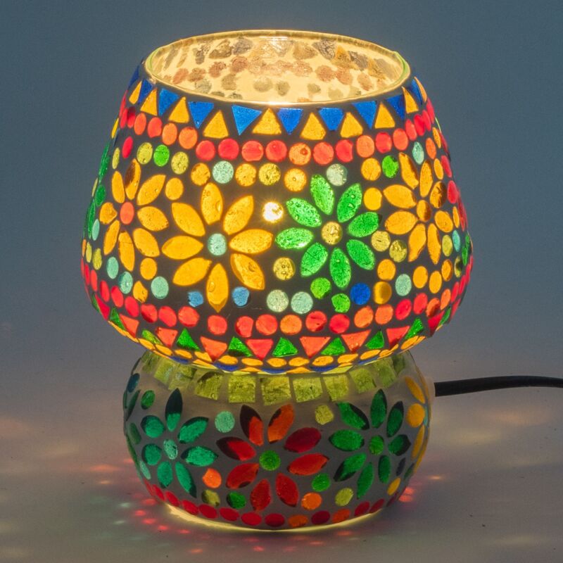 foto del prodotto lampada in mosaico multicolor per tavolo in stile etnico