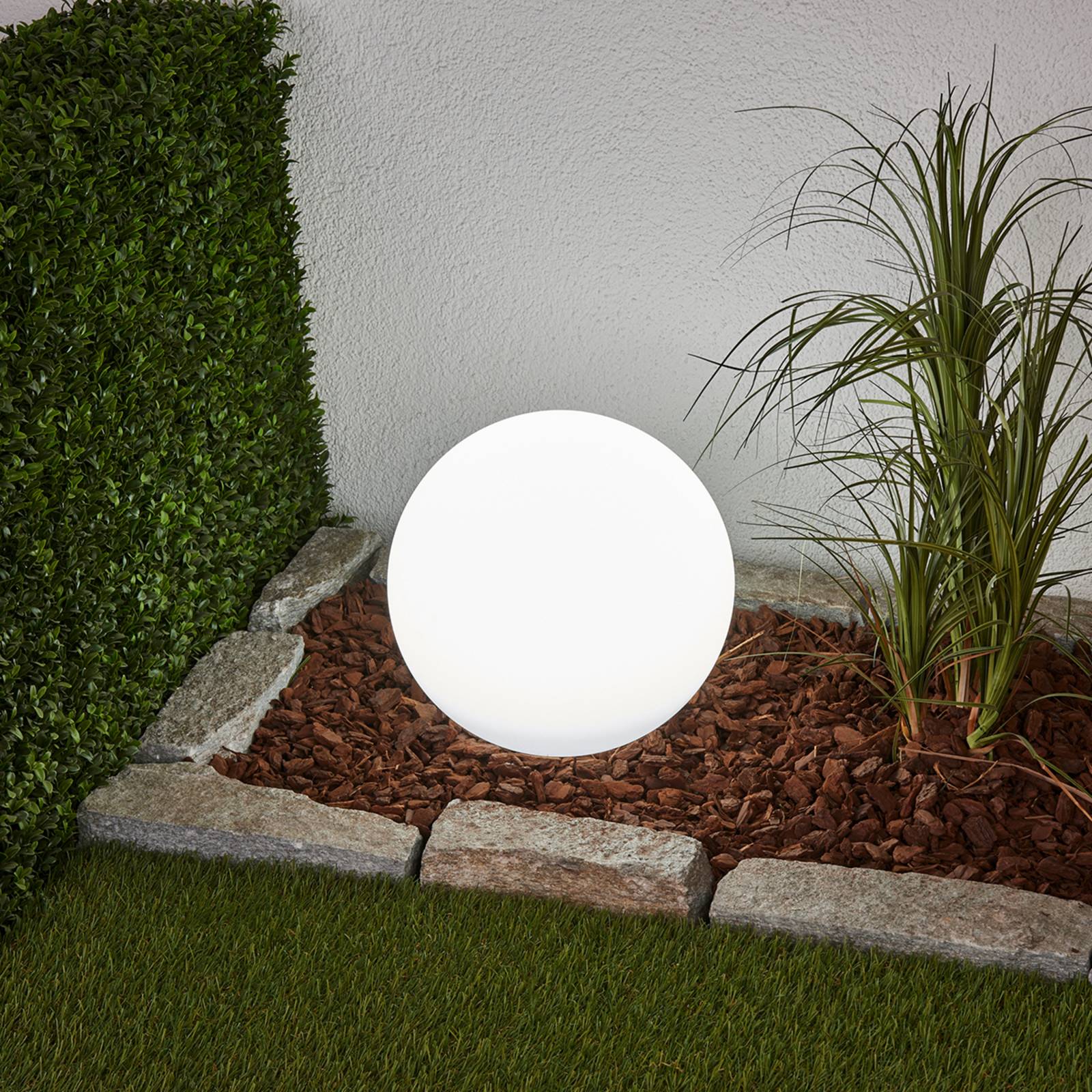 foto del prodotto lampada led solare lago di lindby, 30 cm, globo, punta a terra, bianco