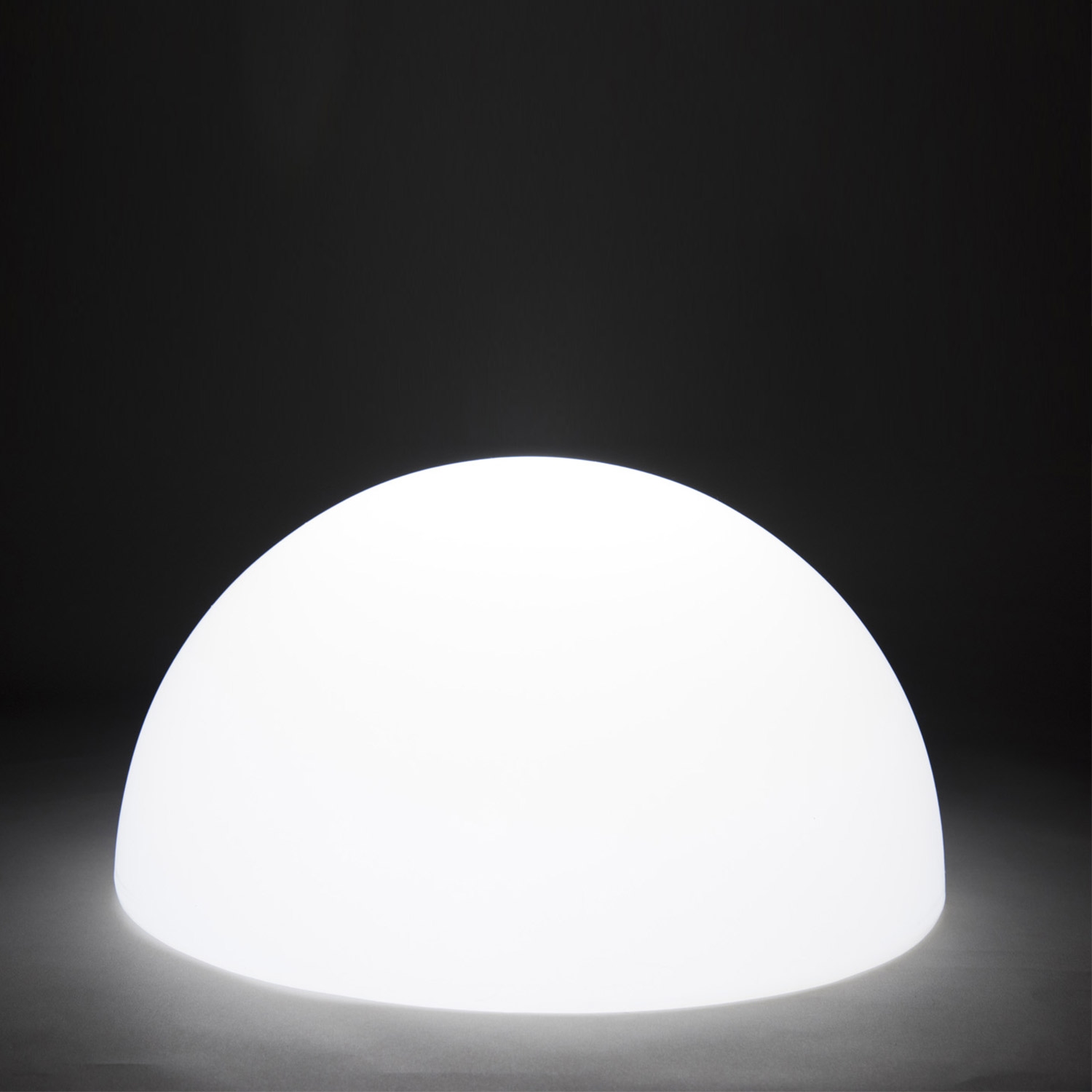 foto del prodotto lampada semisferica in polietilene 80 cm