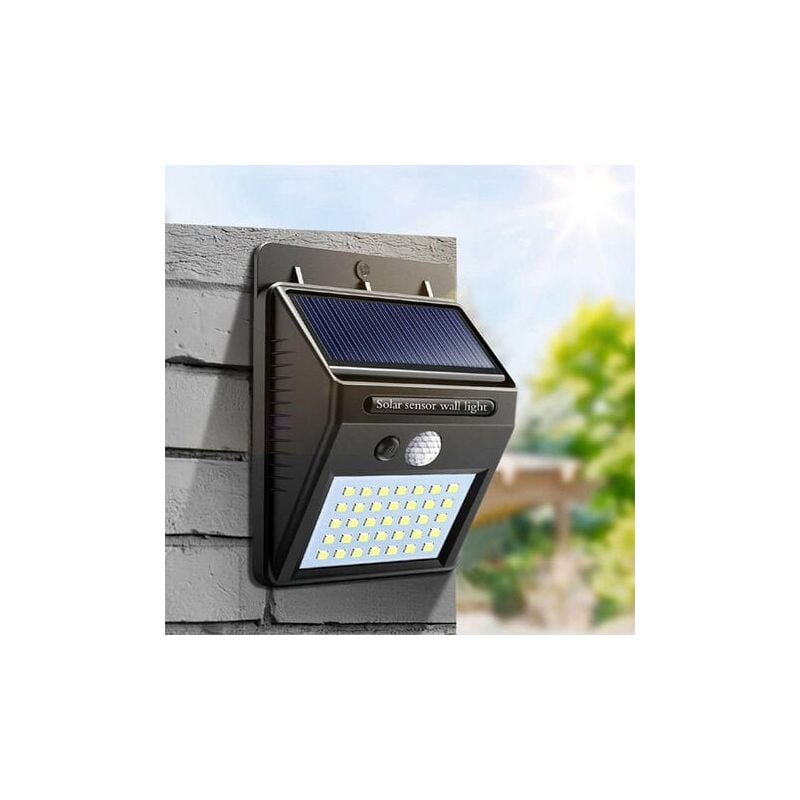 foto del prodotto lampada solare a led con sensore di movimento a 120 