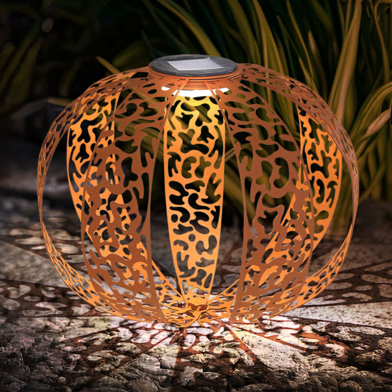 foto del prodotto lampada solare led ruggine ottica a sfera solare ruggine per esterno decorazione solare per giardino esterno, con effetto luce orientale e picchetto,