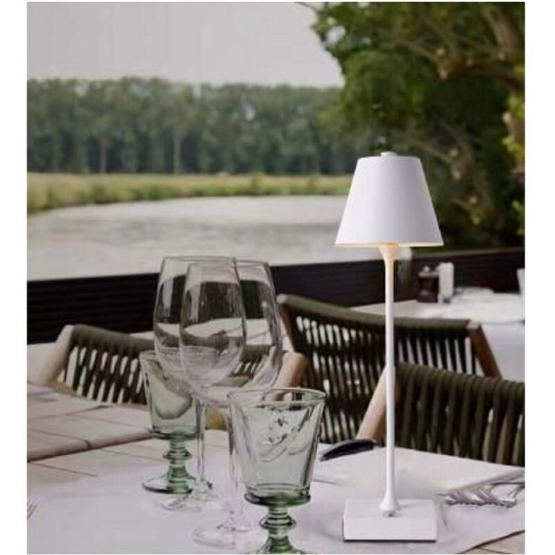 foto del prodotto lampada tavolo ricaricabile usb 10 watt 3 colorazione di luce vari colori d27 3c bianco trade shop traesio