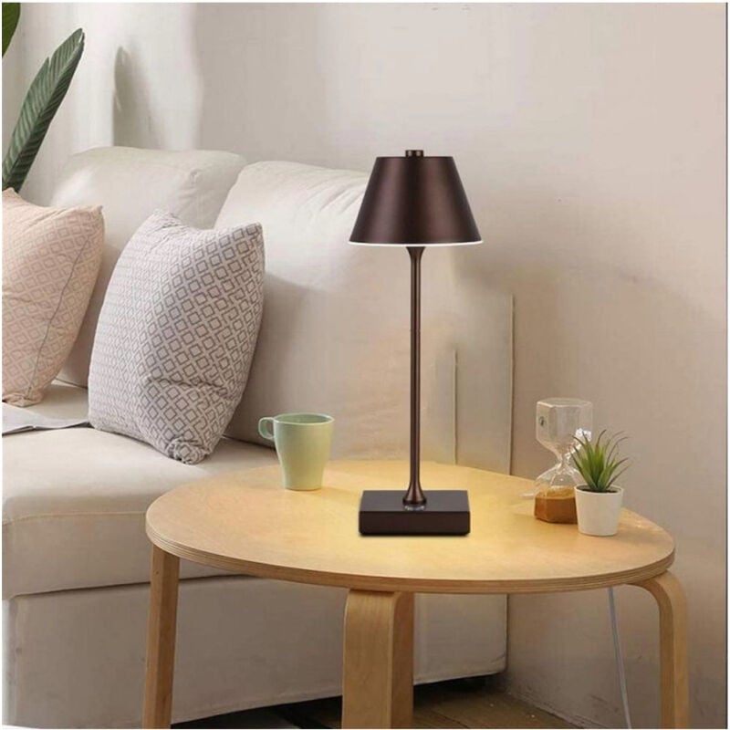 foto del prodotto lampada tavolo ricaricabile usb 10 watt 3 colorazione di luce vari colori d27 3c marrone trade shop traesio