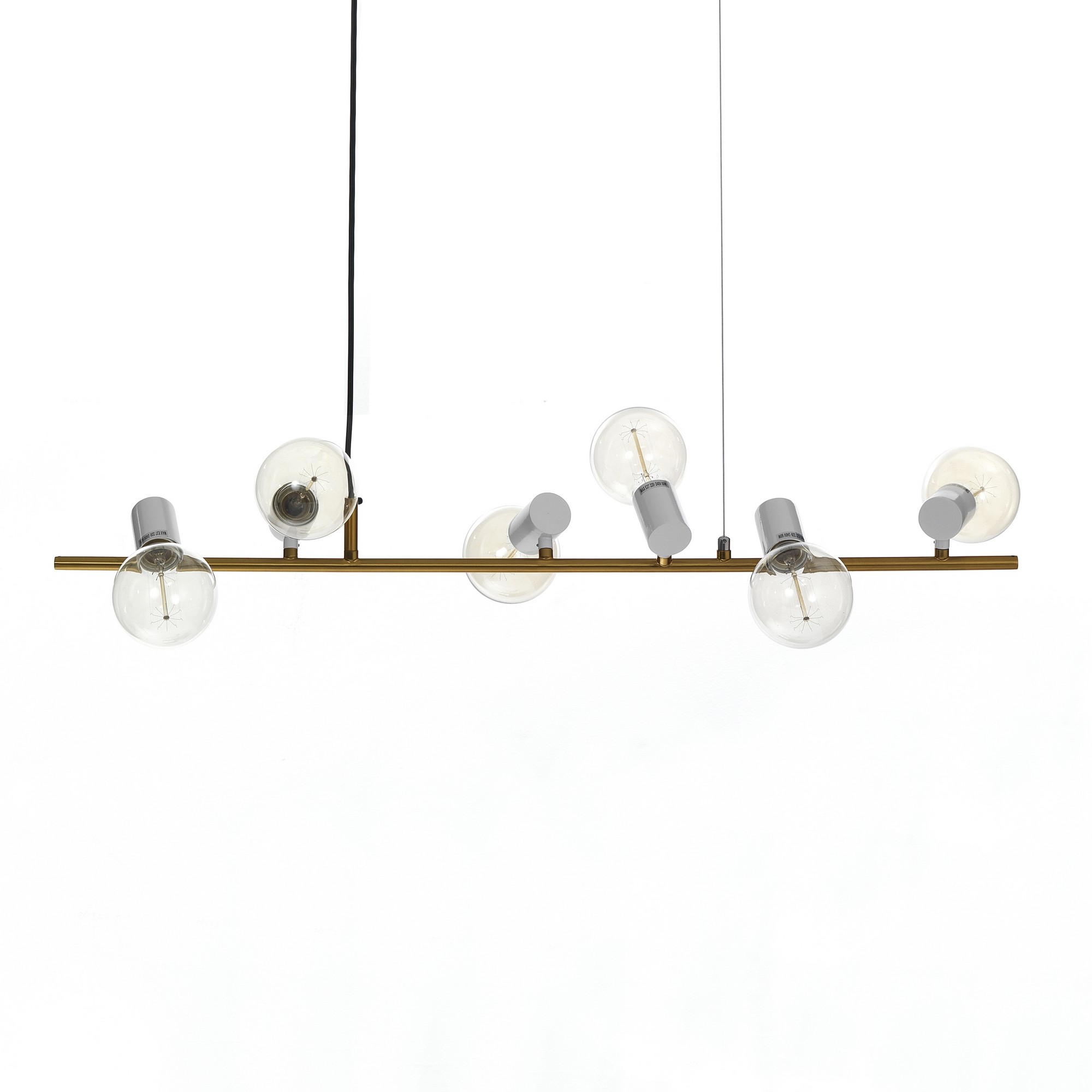 foto del prodotto lampadario 6 punti luce in metallo finitura ottone cm. l.90 h.120