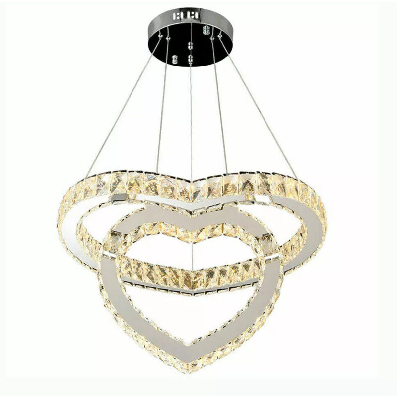 foto del prodotto lampadario a sospensione moderno led a forma di cuore in cristallo, design elegante e romantico, ideale per illuminare salotti e camere da letto con