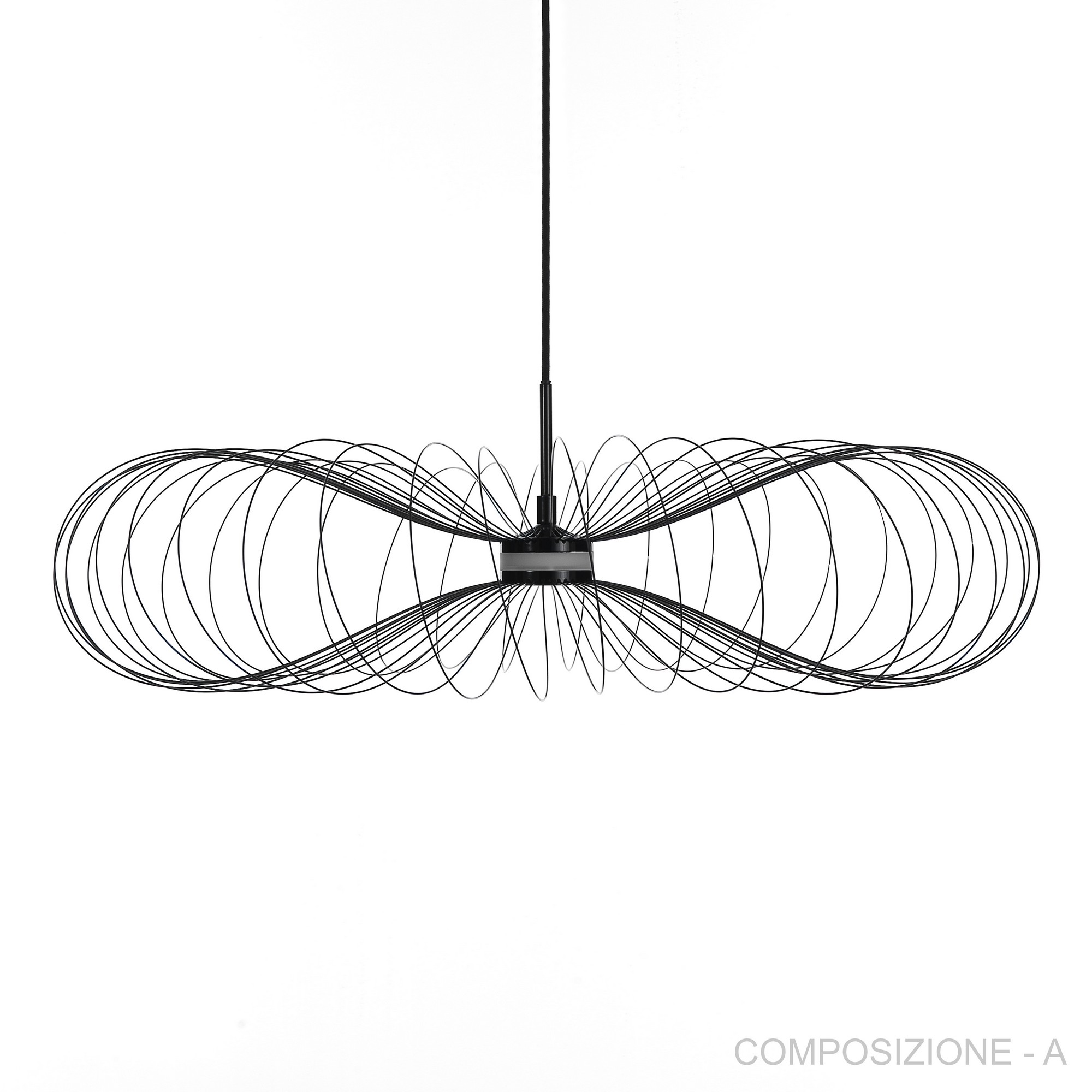 foto del prodotto lampadario con fili di metallo nero cm. h.17 x .70