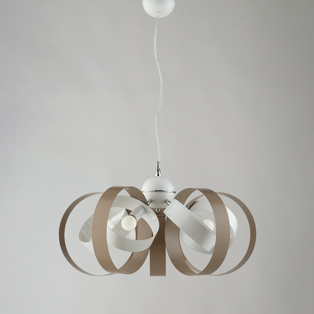 foto del prodotto lampadario moderno 5 luci cerchi ferro bianco e tortora serie bolla