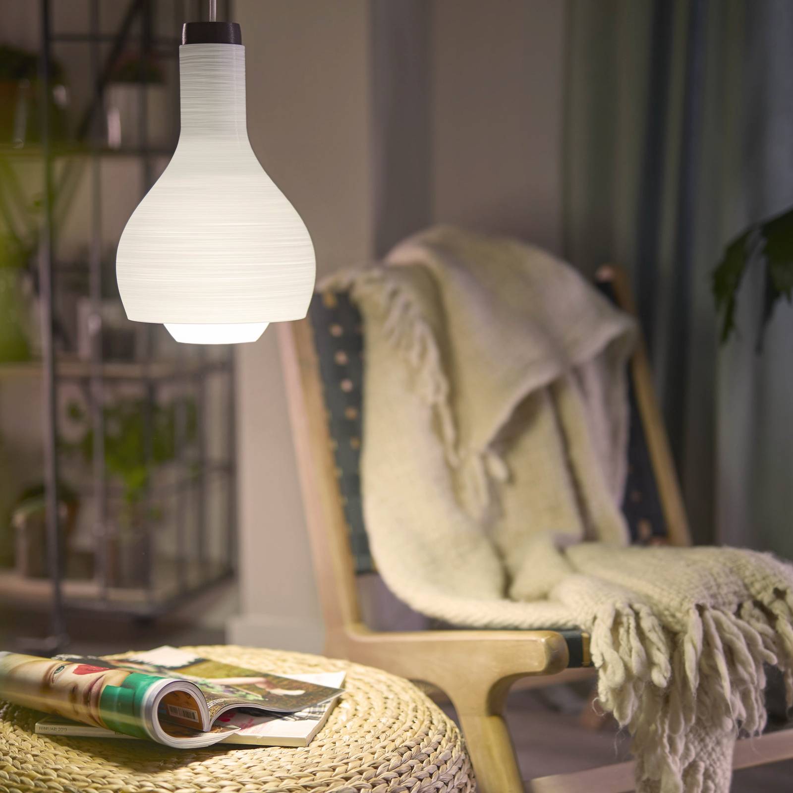 foto del prodotto lampadina led a goccia satinata 4w 3000k, e27
