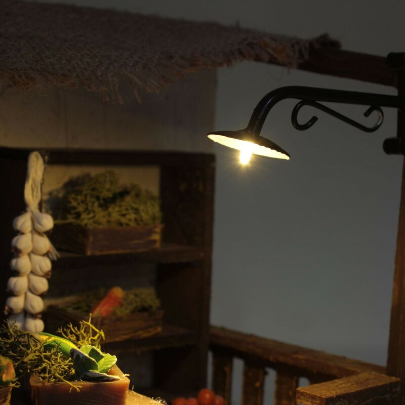 foto del prodotto lampione a muro in ferro 8 cm con luce 3v 10366