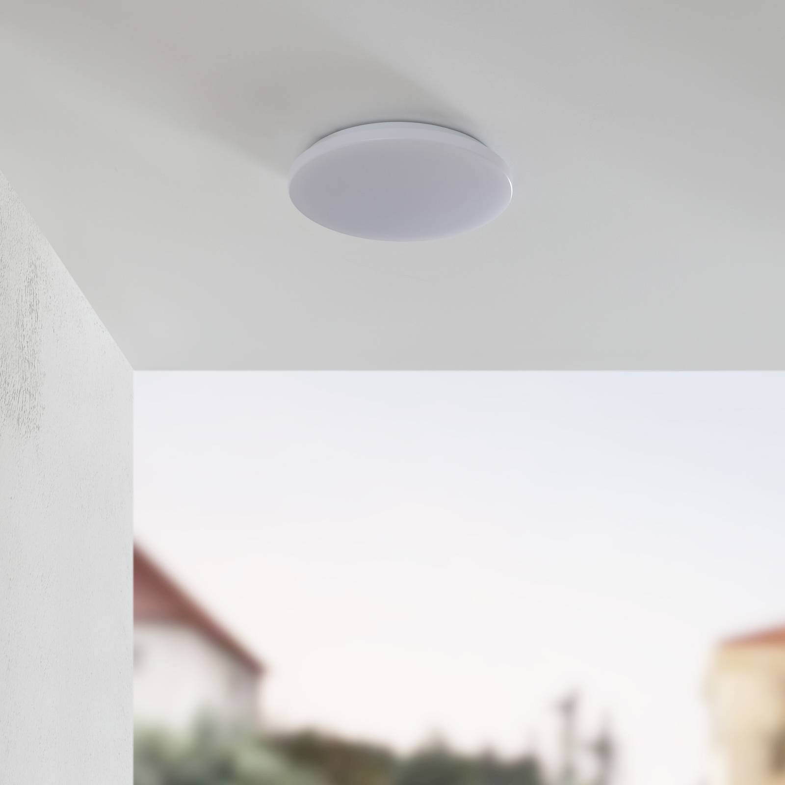 foto del prodotto led doki in bianco da plastica lindby