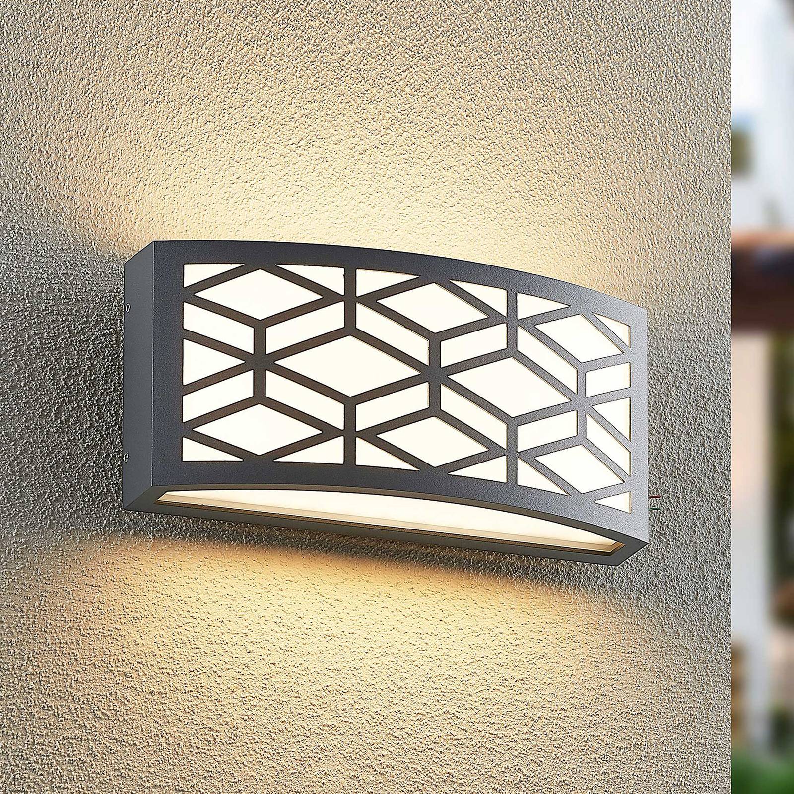 foto del prodotto led jakari in nero da alluminio lindby