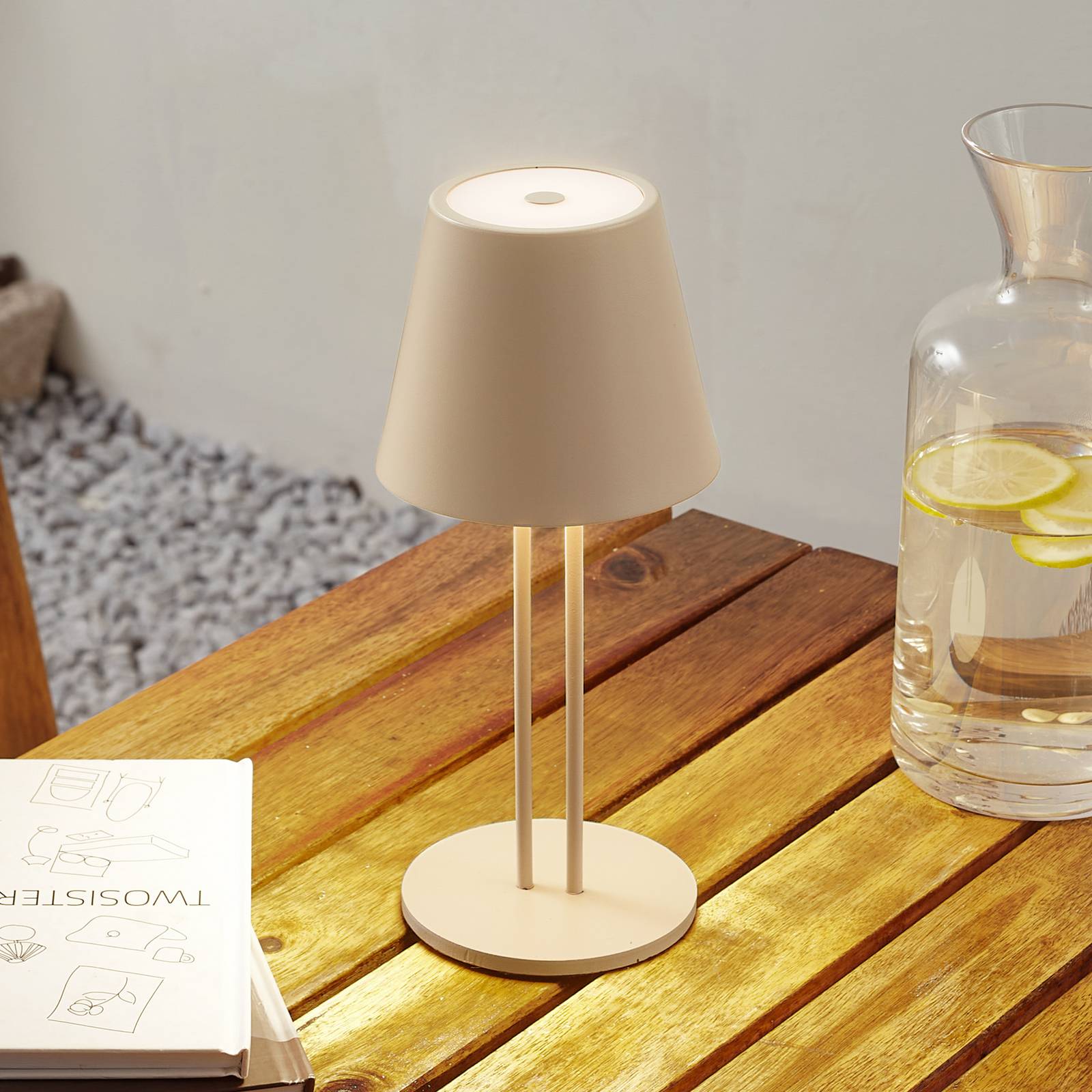 foto del prodotto led janea in beige da metallo lindby