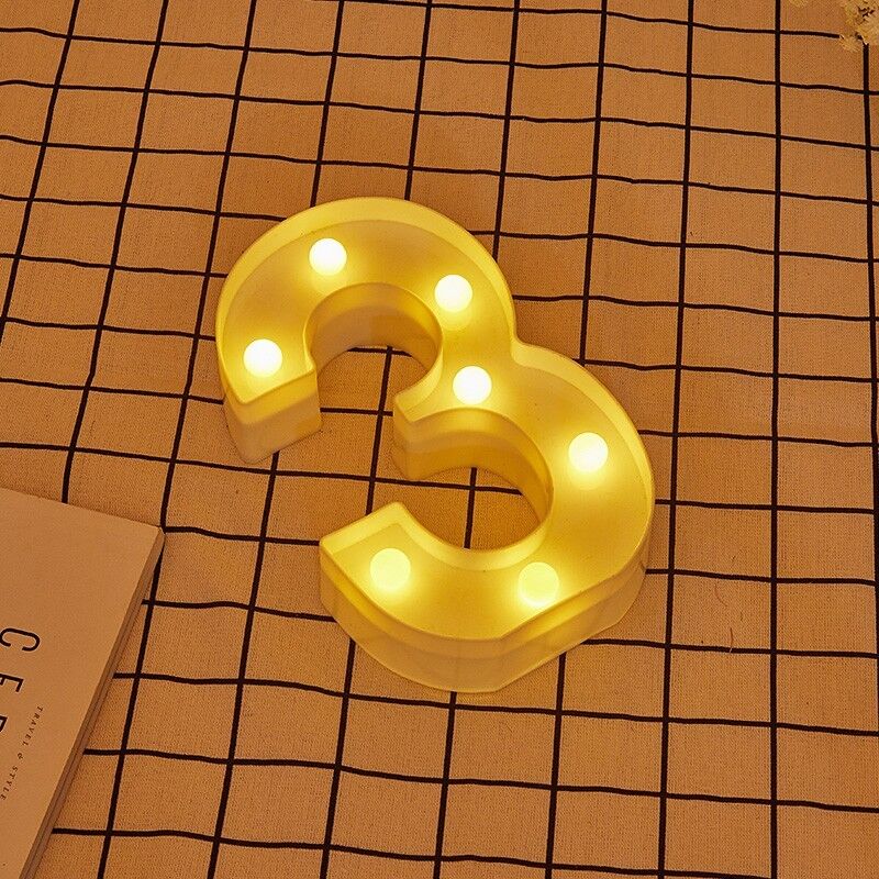 foto del prodotto led led numero 3 altezza della luce bianca illuminata 22 cm a pile 2aa testi e pantofole jandei