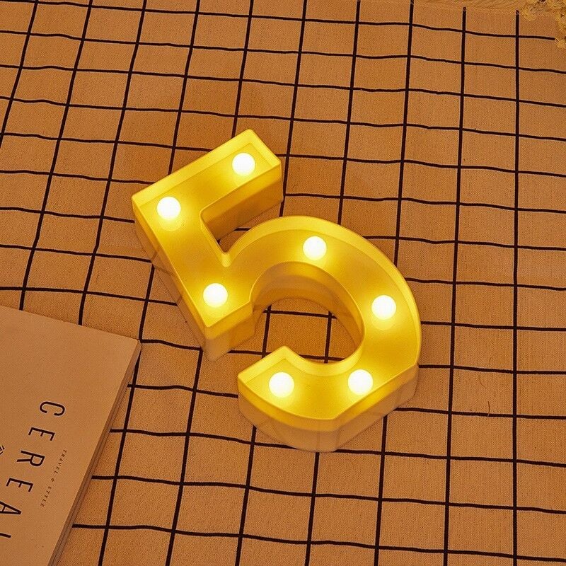 foto del prodotto led led numero 5 luce bianca illuminata altezza 22 cm a pilas 2aa letrio jandei