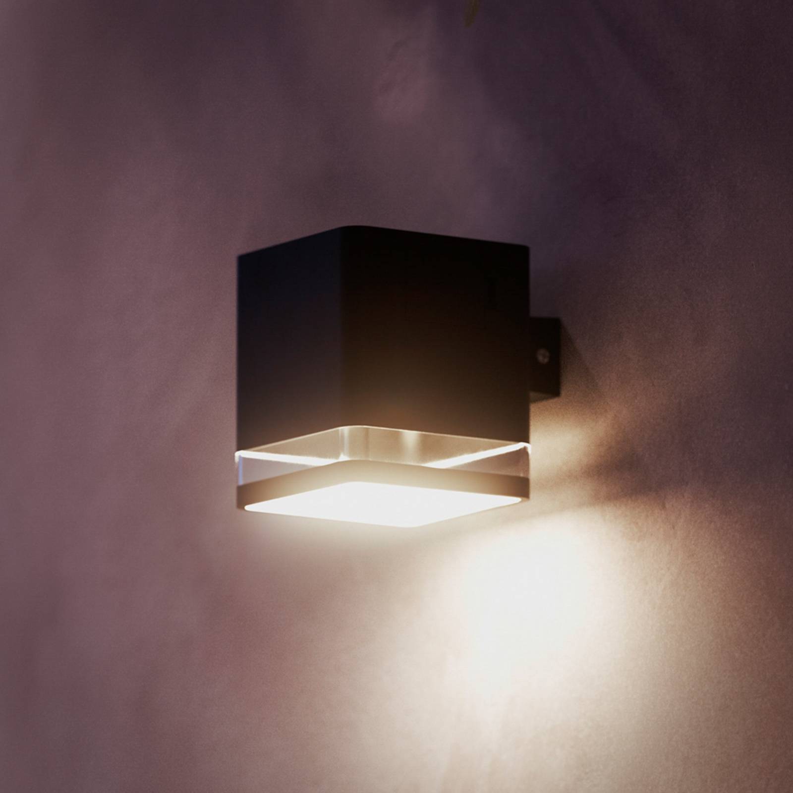 foto del prodotto led virona 929004658701 lampada solare da parete per esterno con rilevatore di movimento led monocolore 1.8 w philips