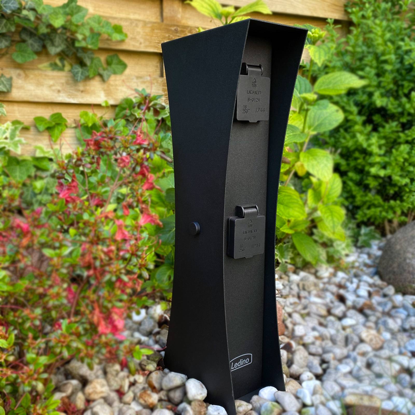 foto del prodotto ledino collegare la colonna della presa d4, nera