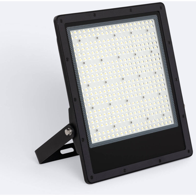 foto del prodotto ledkia proiettore led 200w regolabile triac 170 lm w ip65 elegance slim pro nero bianco caldo 30 3000k