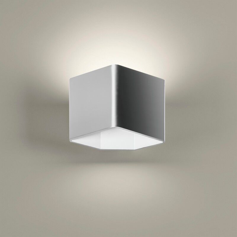 foto del prodotto leds c4 ledsc4 lampada da parete jet model 2 led 7.5w bianco caldo 3000k on off alluminio sat
