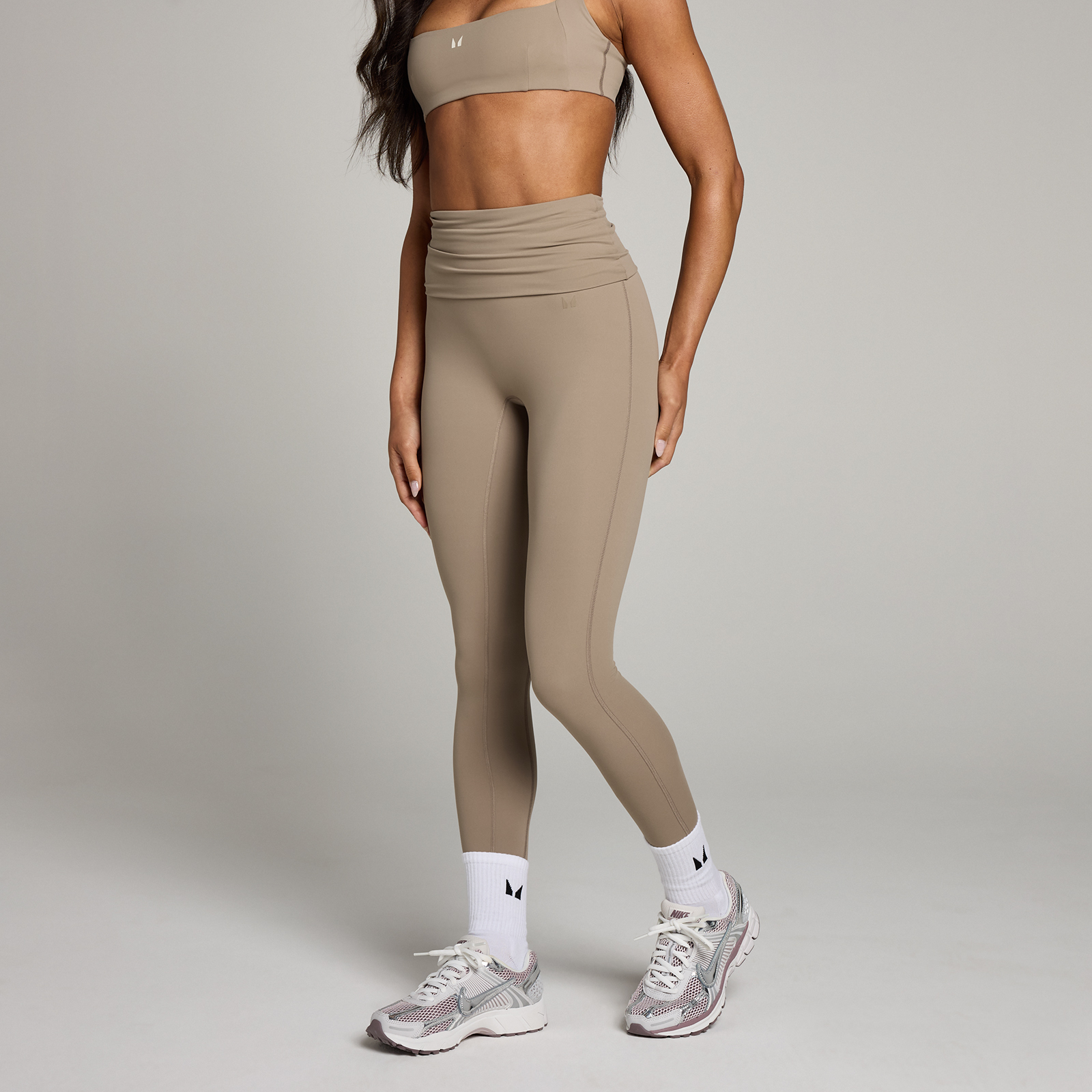 foto del prodotto leggings con vita ripiegata mp studio da donna tortora chiaro l