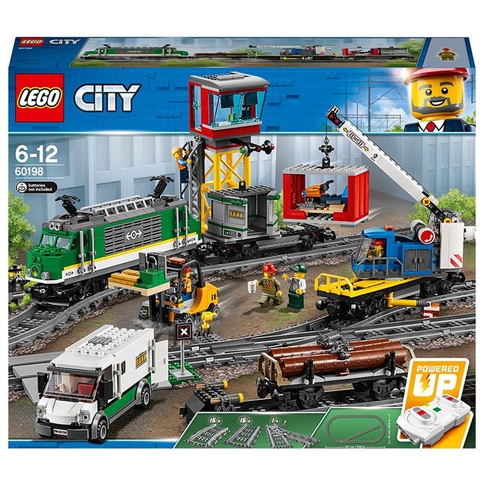 foto del prodotto lego city treno merci, giocattolo telecomandato con locomotore motorizzato con bluetooth rc a 10 velocita', 3 carrozze, binari, minifigure e accessori
