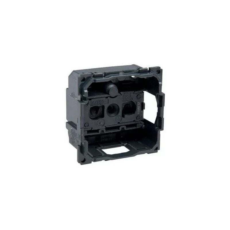 foto del prodotto legrand 067110 presa di corrente standard francese c liane 16a 250v 2p