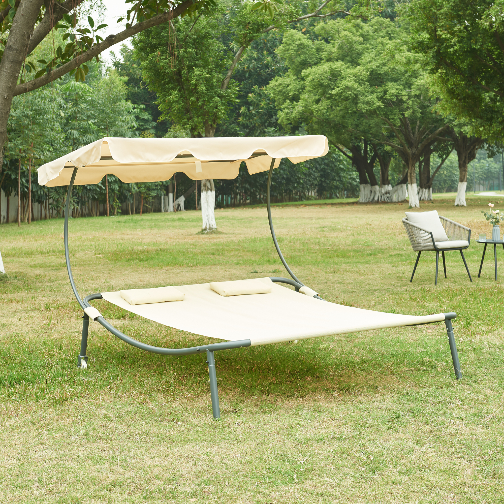 foto del prodotto lettino prendisole avigliano con tettuccio parasole regolabile beige casa.pro